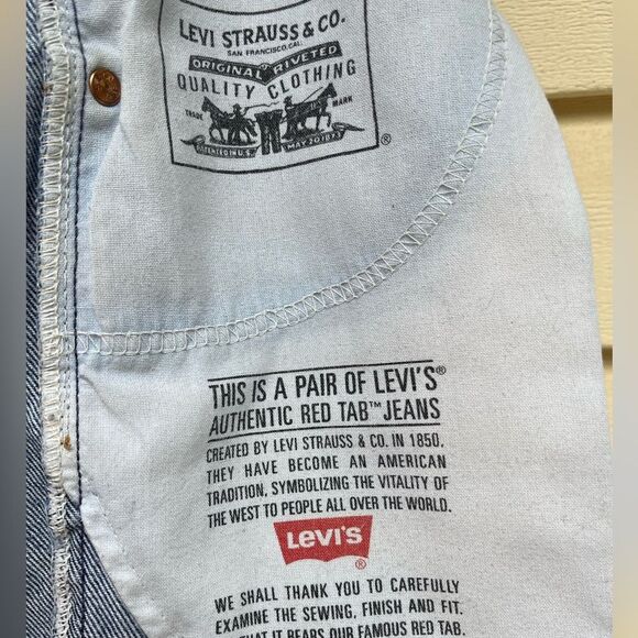 Levi’s blue long shorts, distressed, side blue streak, zip fly closure,W29L34 - Picture 10 of 12